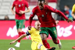 开云官网-包含葡萄牙队险胜瑞典队，奥恰洛夫关键制胜的词条