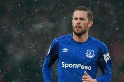 开云体育登录-战术压制与节奏掌控，哈登如何引领上海队击败独行侠