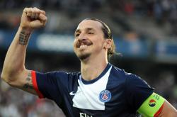 开云官方app入口-克莱·汤普森全程高能输出，公牛压哨绝杀黄蜂，一场经典的个人英雄主义与团队韧性的碰撞