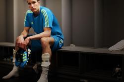 开云体育官网-贝恩硬仗之王，北京队防守如何锁死新疆队？