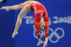 开云体育官网-篮网轻取湖人，东契奇高光表现，一场关于唯一的篮球叙事