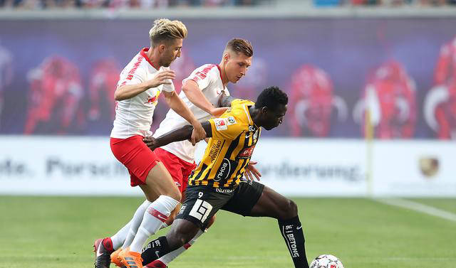 多特蒙德球队防守表现强劲战胜对手 多特蒙德球队防守表现强劲战胜对手