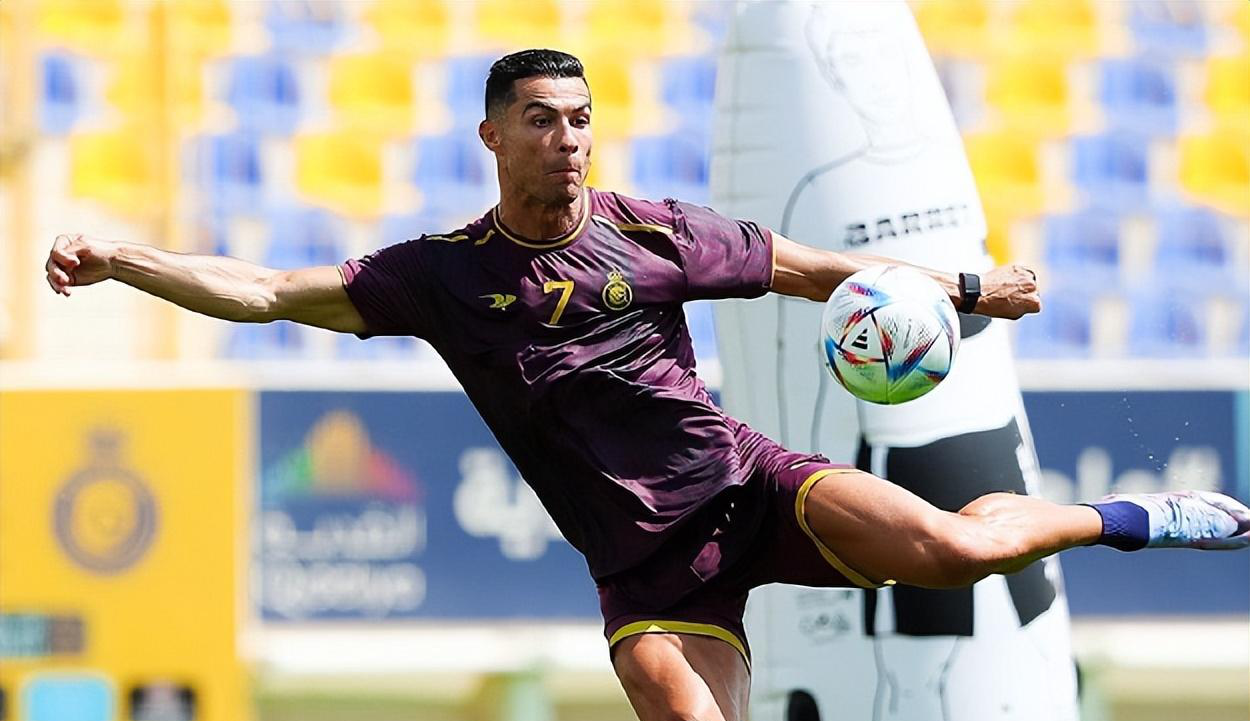 甘冈赢得惊险胜利,反超对手 甘冈赢得惊险胜利,反超对手