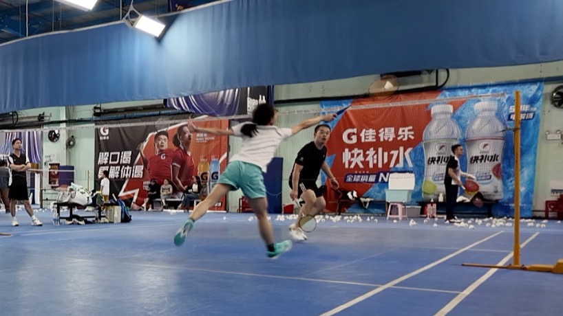 关于英格兰羽毛球队完胜韩国羽毛球队，陶菲克统治全场的信息