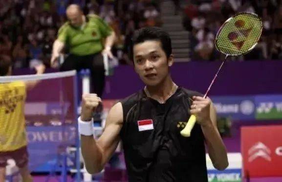 关于英格兰羽毛球队完胜韩国羽毛球队，陶菲克统治全场的信息