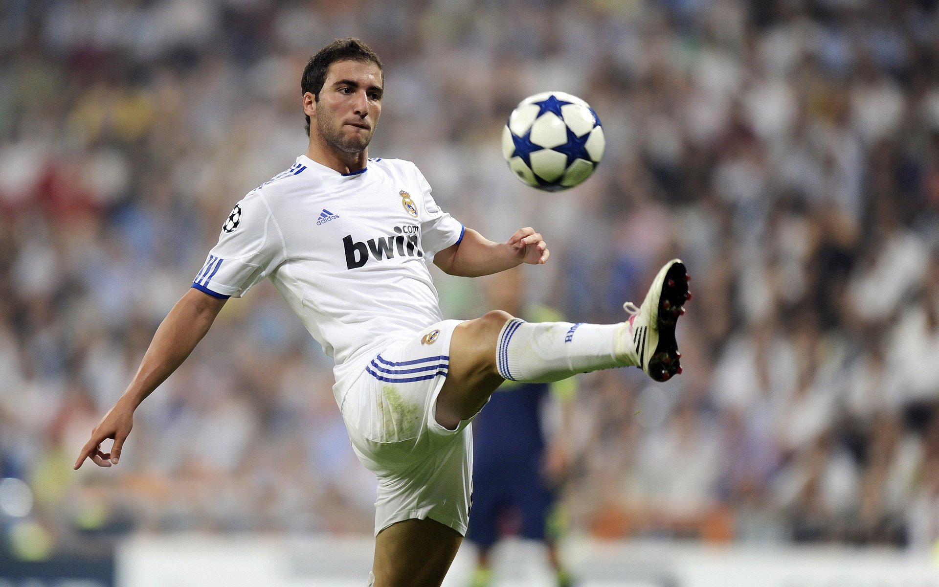 切特压力下完成爆发,公牛轻取雷霆