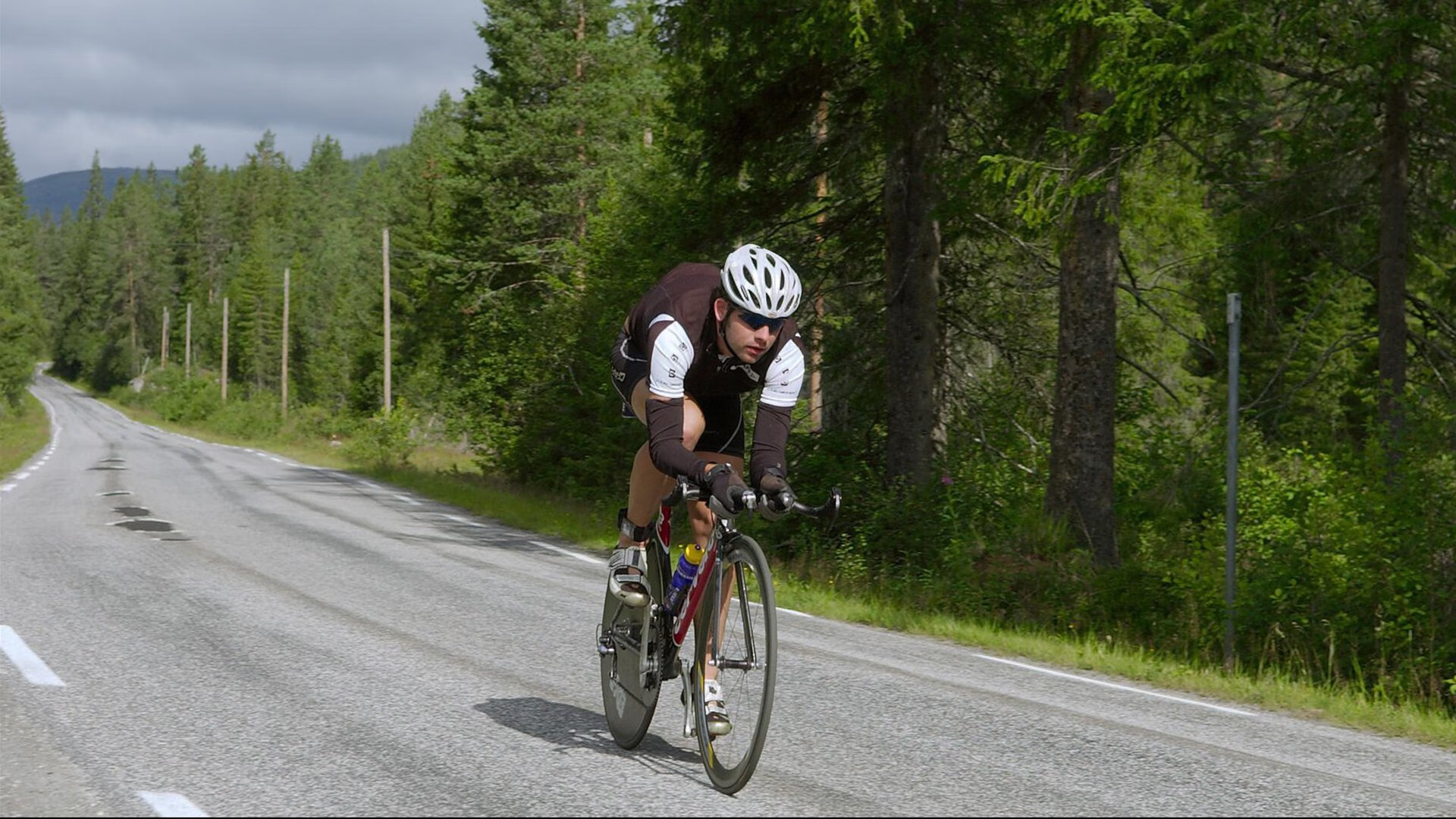 冰与火之歌，当巴雷拉的欧冠之夜照亮法国打穿冰岛的战术遗产